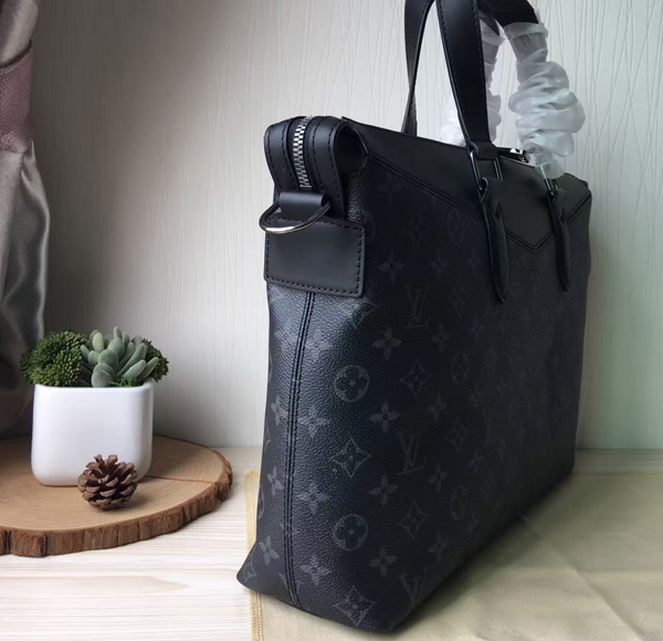 ルイヴィトン モノグラム スーパーコピーブリーフケースエクスプローラー M40566